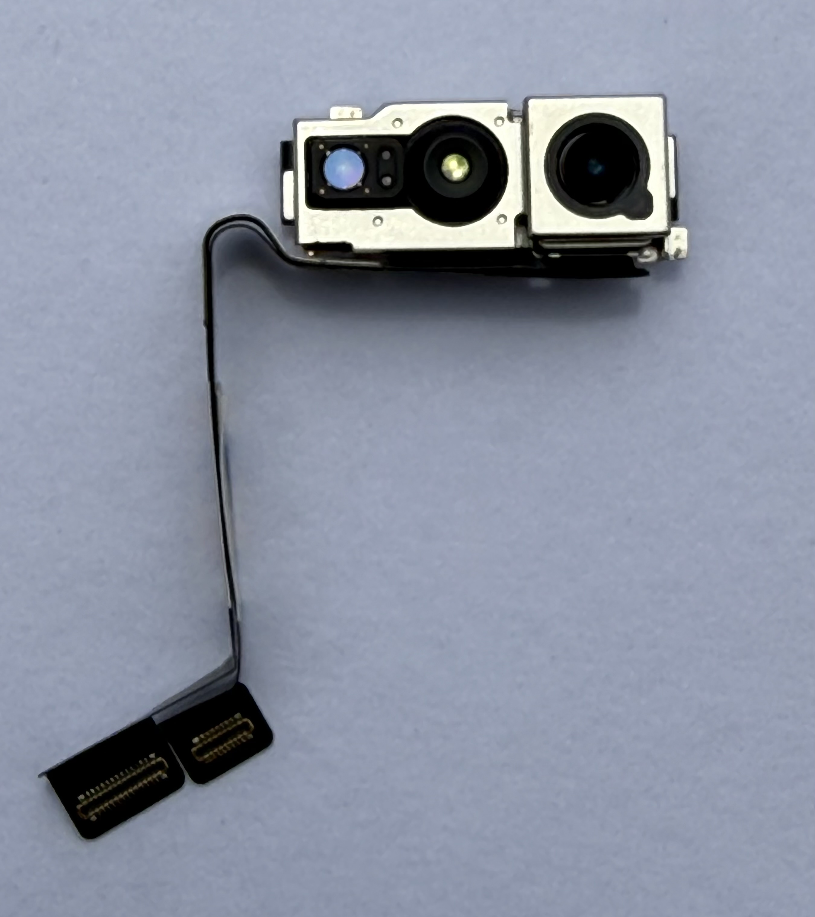 Camara Frontal Iphone 16 Pro