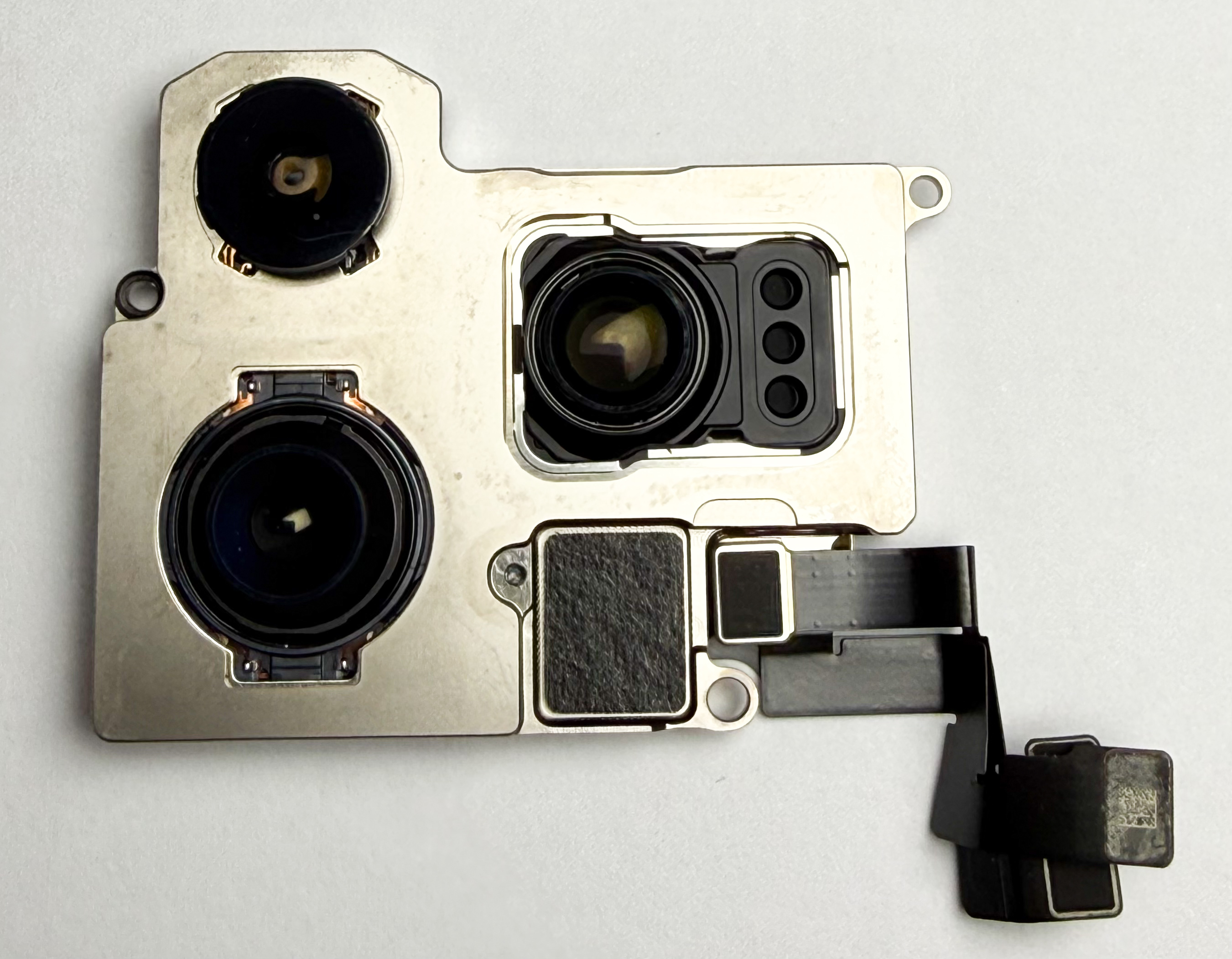 Camara Trasera IPhone 16 Pro Max