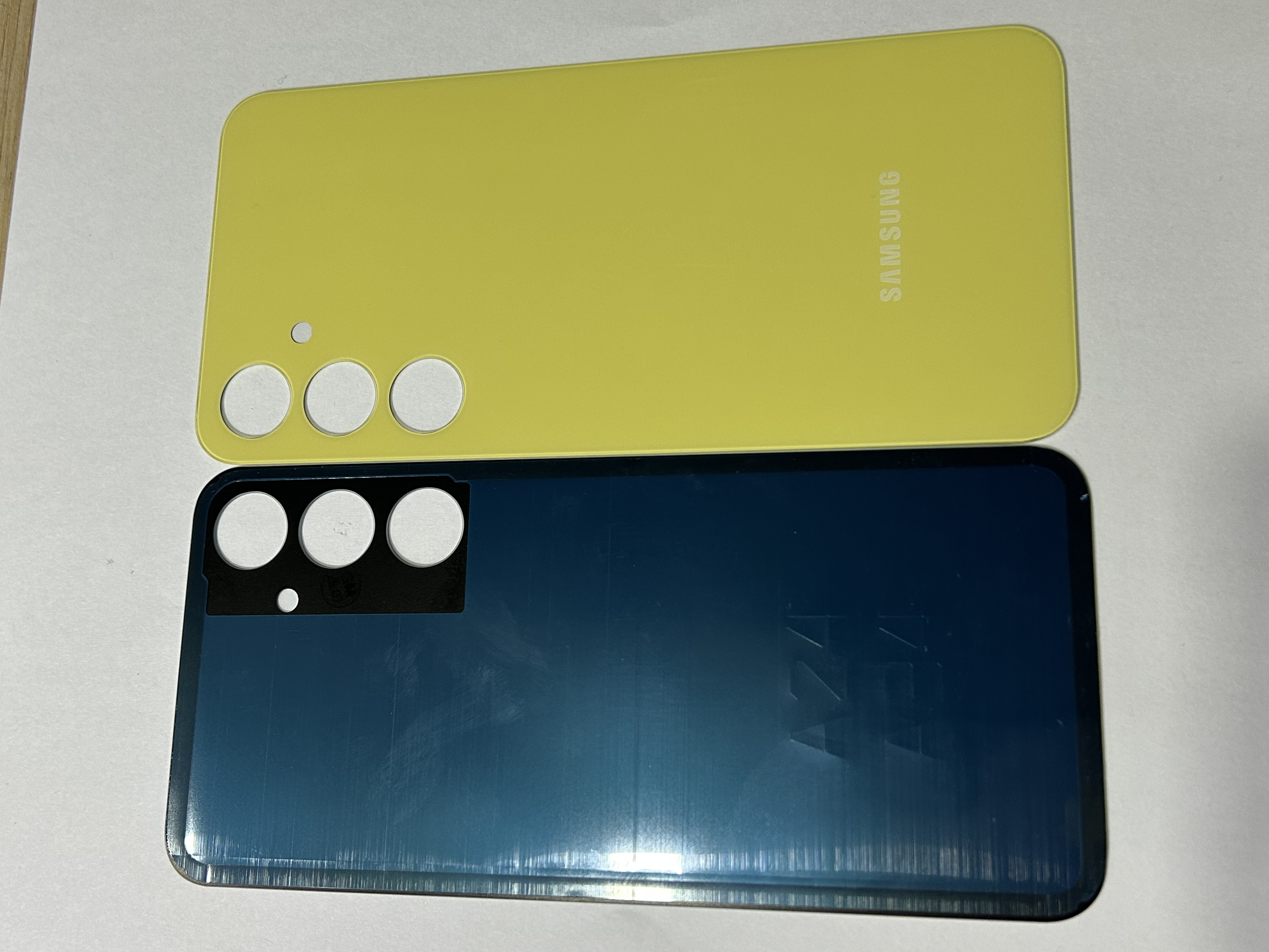 Tapadera Samsung A55 Color Amarillo